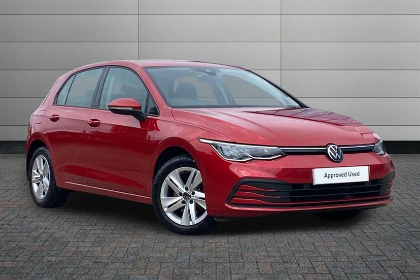 Volkswagen Golf 1.5 Etsi 150 Life Dsg Red