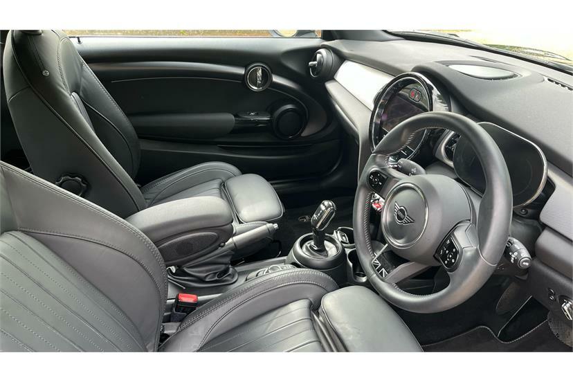 Mini Hatch 1.5 Cooper Exclusive Premium EK72DYT Black #6