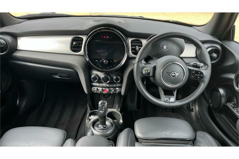 Mini Hatch 1.5 Cooper Exclusive Premium EK72DYT Black #4