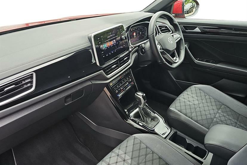 Volkswagen T-Roc 1.5 Tsi R-line Dsg CX72PNN Red #2