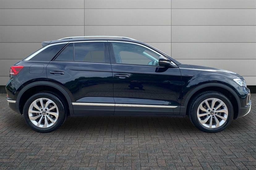 Volkswagen T-Roc 1.5 Tsi Style GD25AXY Black #4