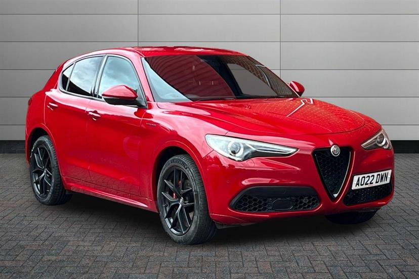 Alfa Romeo Stelvio 2.0 Turbo 280 Veloce Red