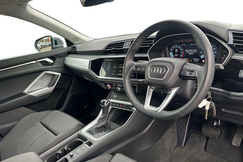 Audi Q3 35 Tfsi Sport S Tronic MC23YHP Silver #6