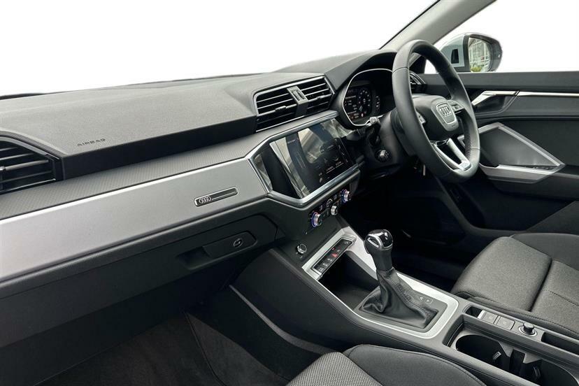 Audi Q3 35 Tfsi Sport S Tronic MC23YHP Silver #2