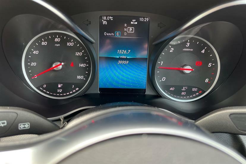 Mercedes-Benz GLC Class 220D 4Matic Amg Line 9G-tronic EX20SDZ White #6