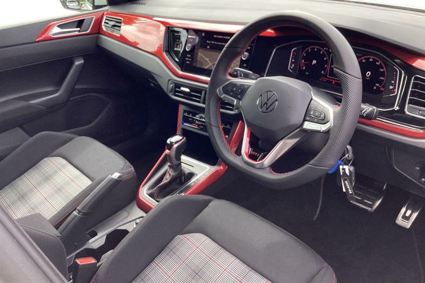 Volkswagen Polo 2.0 Tsi Gti Dsg White #6