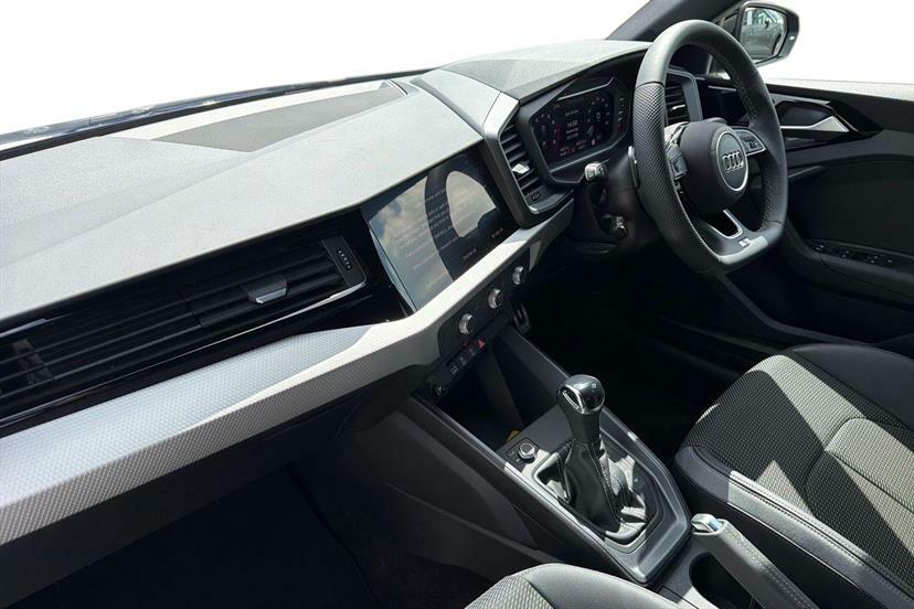 Audi A1 35 Tfsi Black Edition S Tronic DG75ZCO Blue #2