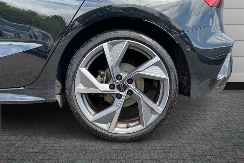 Audi A3 1.5 Tfsi 150 Black Ed S Tronic Tech Pack WU75EZA Black #5