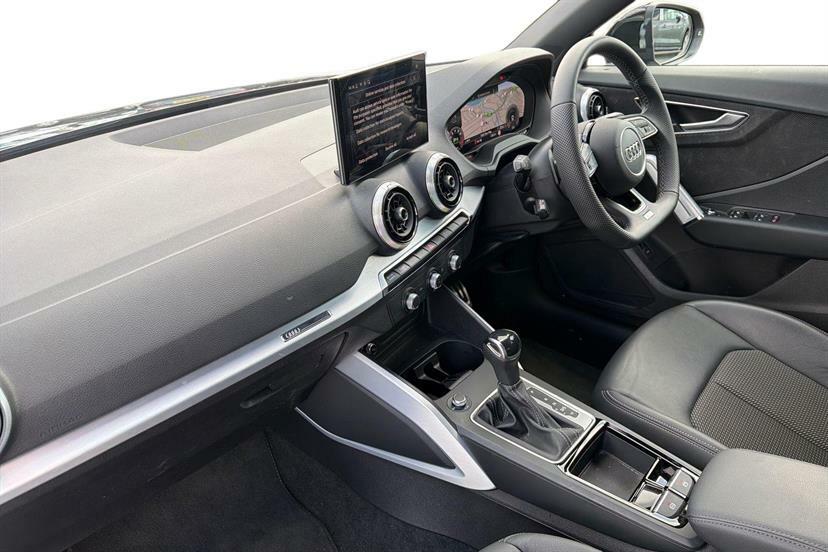 Audi Q2 35 Tfsi Black Edition S Tronic EK75JVN Black #2