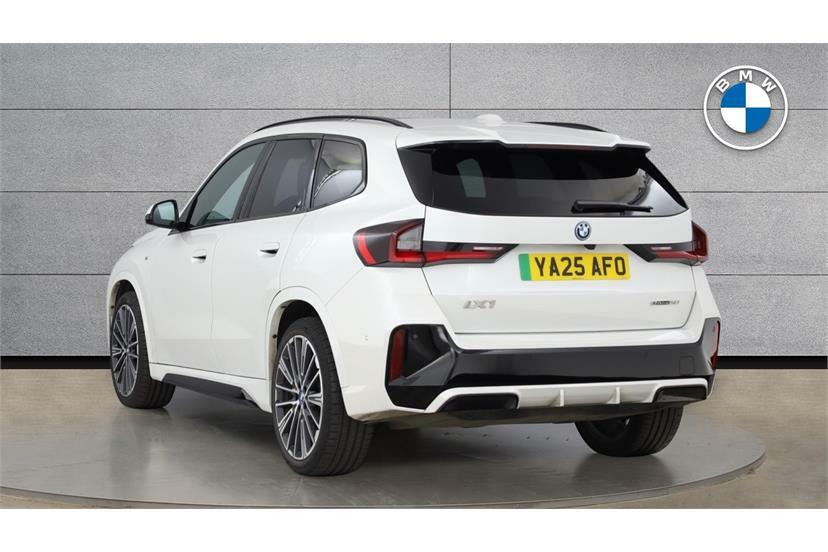 BMW iX1 150Kw Edrive20 M Sport 65Kwh YA25AFO White #2