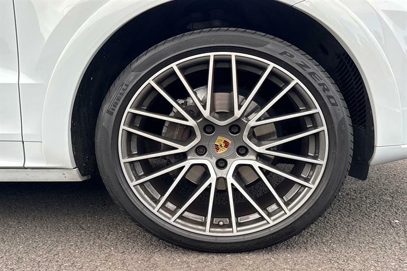Porsche Cayenne Tiptronic S DA69ZPW White #6