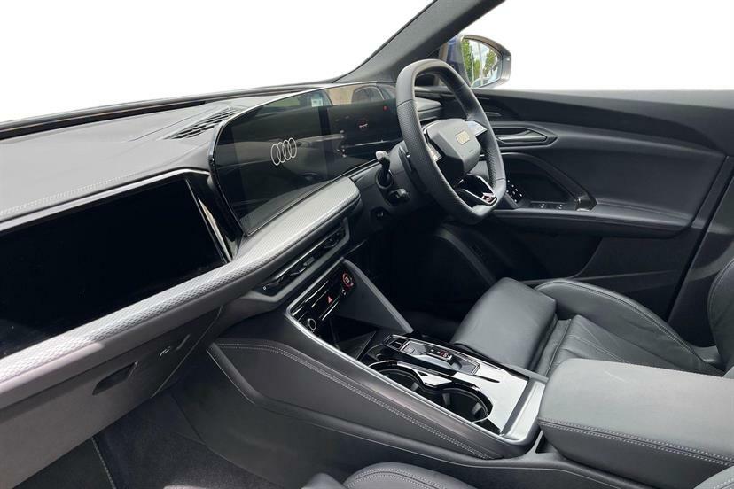 Audi Q5 2.0 Tdi Quattro Launch Edition S Tronic LN75KCF Blue #2