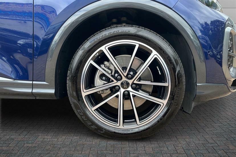 Audi Q5 2.0 Tdi Quattro Launch Edition S Tronic LN75KCF Blue #5