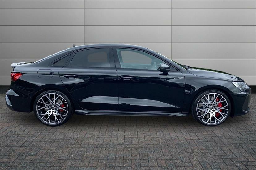 Audi RS3 Rs 3 Sportback Carbon Black 400 Ps S Tronic Blue #4