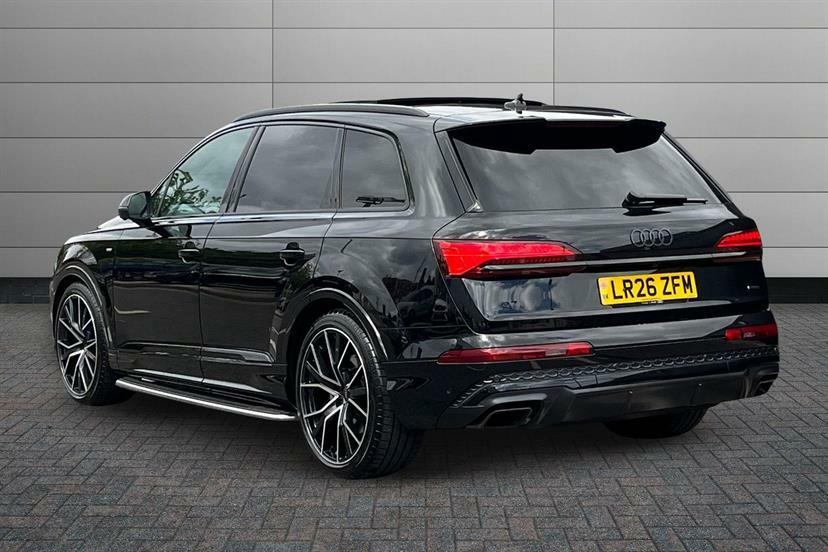Audi Q7 3.0 Tfsi Quattro 340 Black Edition Tiptronic Black #3