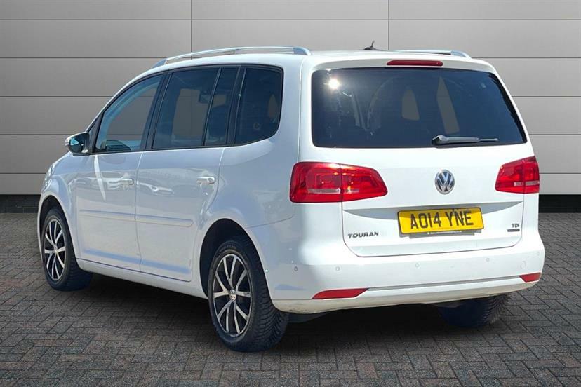 Volkswagen Touran 1.6 Tdi 105 Bluemotion Tech Se  #3