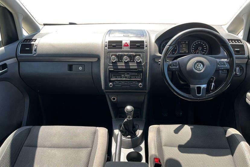 Volkswagen Touran 1.6 Tdi 105 Bluemotion Tech Se  #6