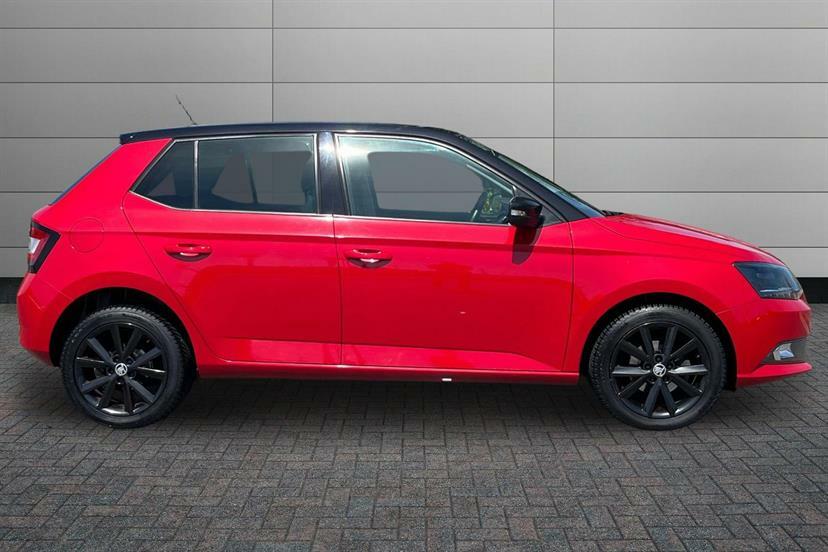 Skoda Fabia 1.0 Tsi Colour Edition GM18TZK Black #4
