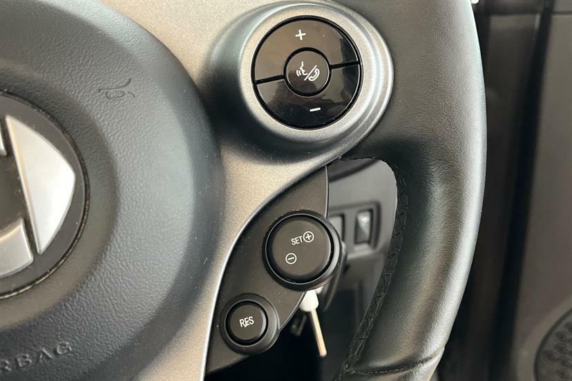 Smart Fortwo Cabrio Exclusive White #26
