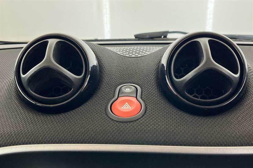 Smart Fortwo Cabrio Exclusive White #19