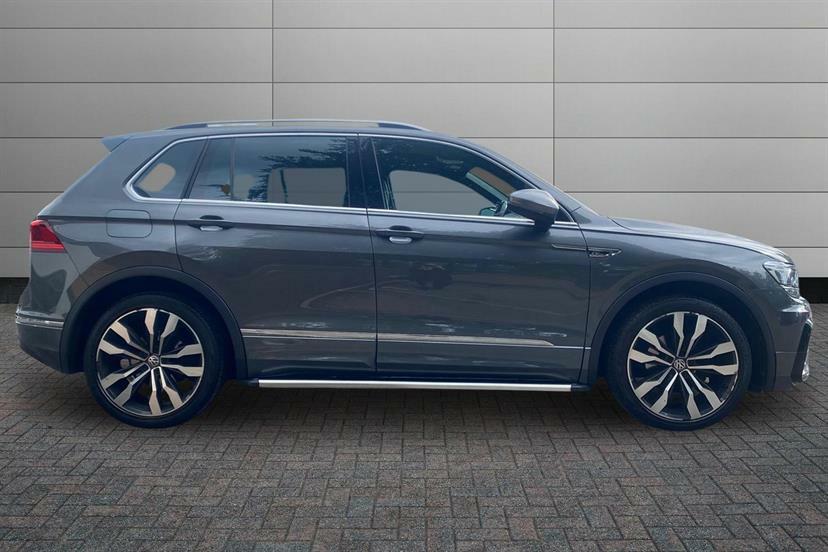 Volkswagen Tiguan 2.0 Tdi 150 4Motion R-line MA67THN Grey #4