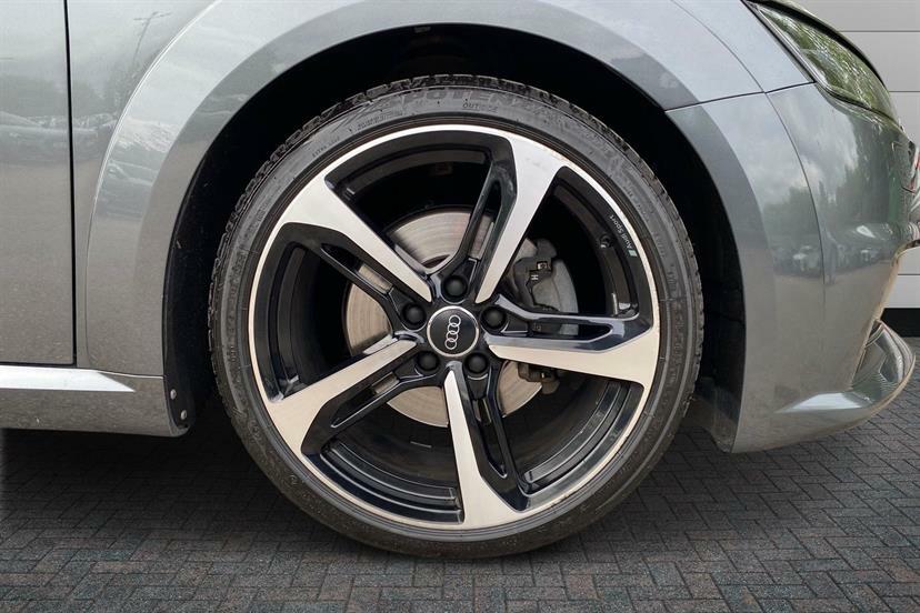 Audi TT 1.8T Fsi Black Edition Grey #5