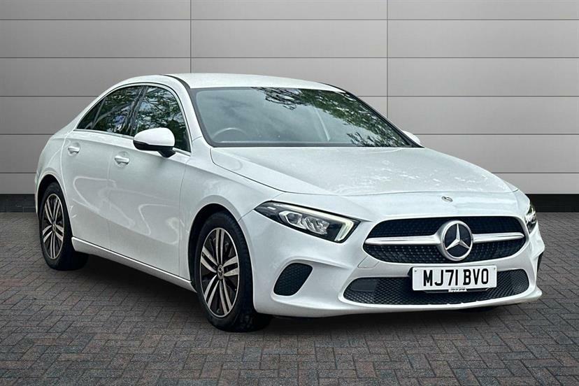 Mercedes-Benz A Class A180d 2.0 Sport White