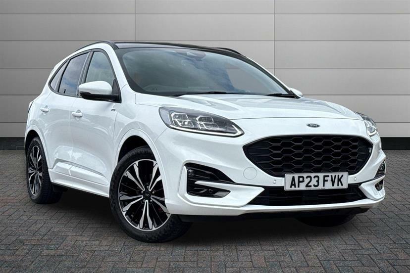 Ford Kuga 1.5 Ecoboost 150 St-line X Edition White