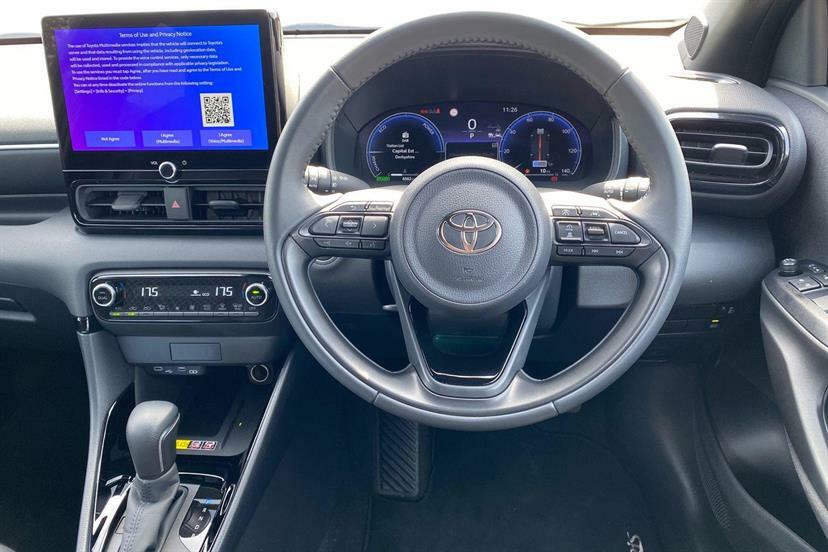 Toyota Yaris 1.5 Hybrid Excel Cvt HJ74AZP Brown #6