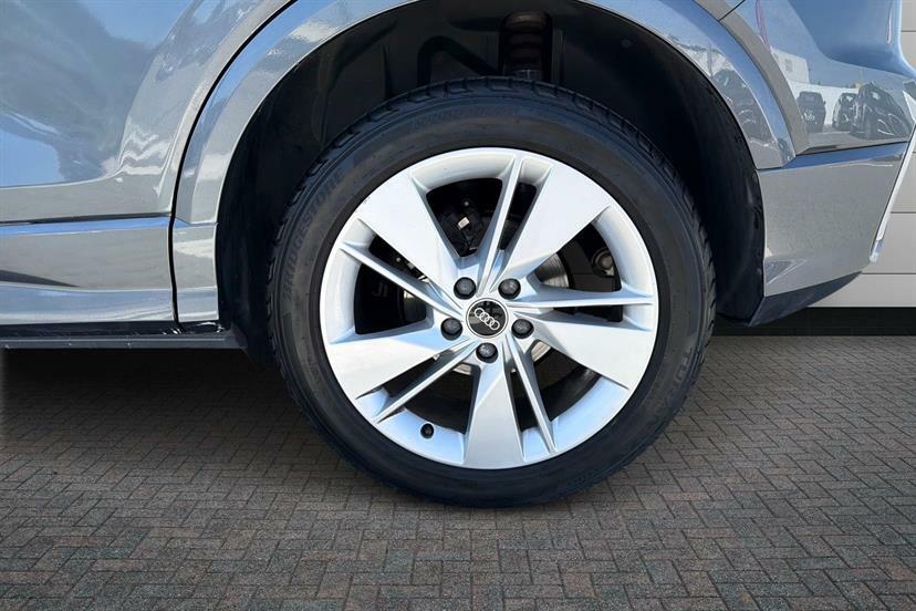 Audi Q2 35 Tfsi S Line S Tronic KS72YWE Grey #5