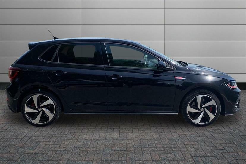 Volkswagen Polo 2.0 Tsi Gti Dsg Black #4