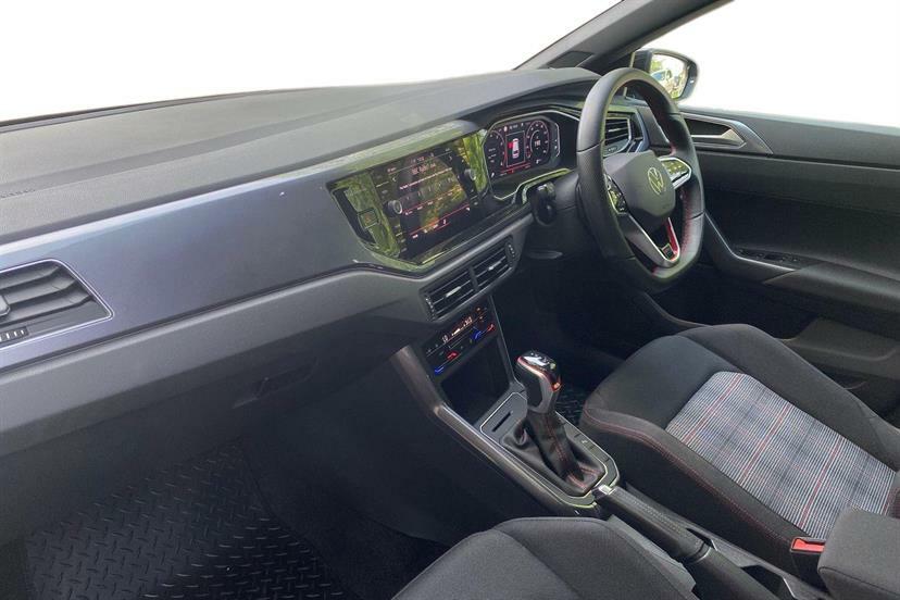 Volkswagen Polo 2.0 Tsi Gti Dsg Black #2