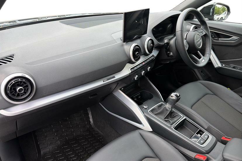 Audi Q2 30 Tfsi 116 S Line EJ75HXE Black #2