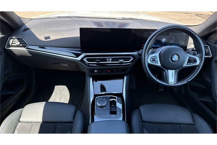 BMW 2 Series 220I M Sport Step GY24YNG White #4