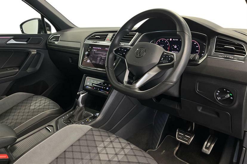 Volkswagen Tiguan 1.5 Tsi 150 Black Edition Dsg WU24MDF Black #6