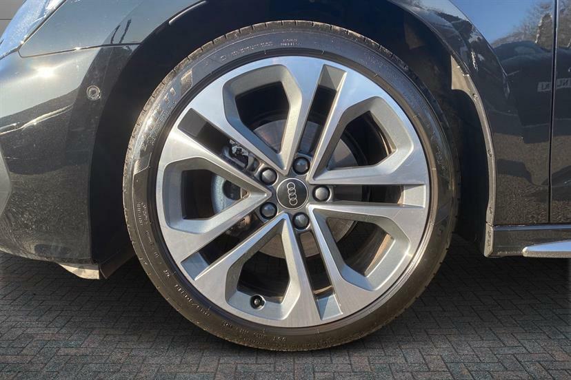 Audi A3 1.5 Tfsi 150 S Line S Tronic WR75MPO Black #5