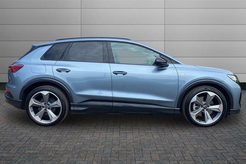 Audi Q4 E Tron 210Kw 45 Qtro 82Kwh Black Ed Tech Pack LN25SMX Blue #4