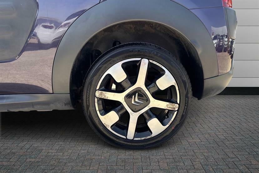 Citroen C4 Cactus 1.6 Bluehdi Flair Non Start Stop OY16FMM Purple #5