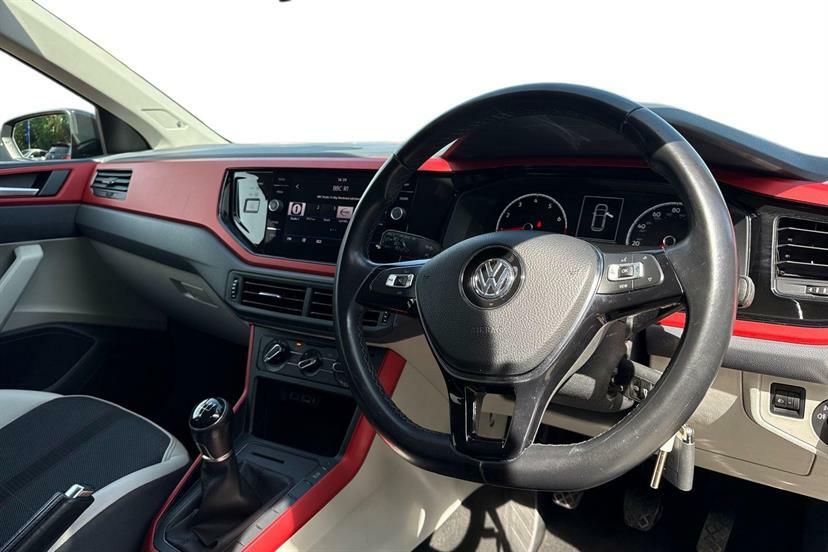 Volkswagen Polo 1.0 Tsi 95 Beats YC18KAN Black #6
