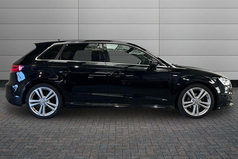 Audi A3 2.0 Tdi S Line Black #4