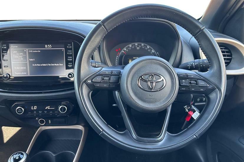 Toyota Aygo X 1.0 Vvt-i Edge LM72HHS Black #6