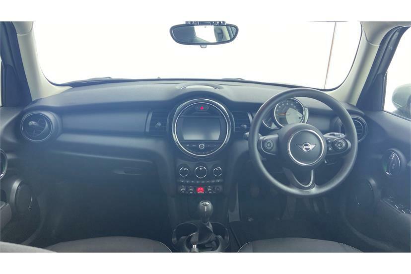 Mini Hatch 1.5 One Classic II Comfortnav Pack FY69JNV Grey #4