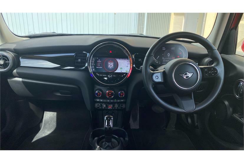 Mini Hatch 1.5 One Classic LA71UNN Red #4