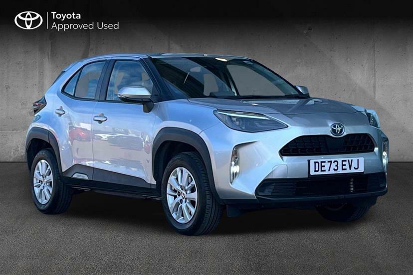 Toyota Yaris Cross 1.5 Hybrid Icon Cvt Silver
