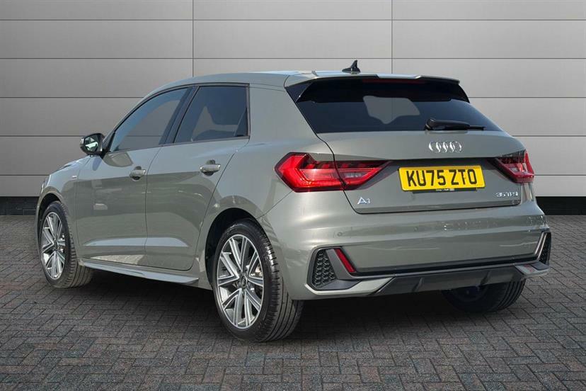 Audi A1 35 Tfsi S Line S Tronic KU75ZTO Grey #3