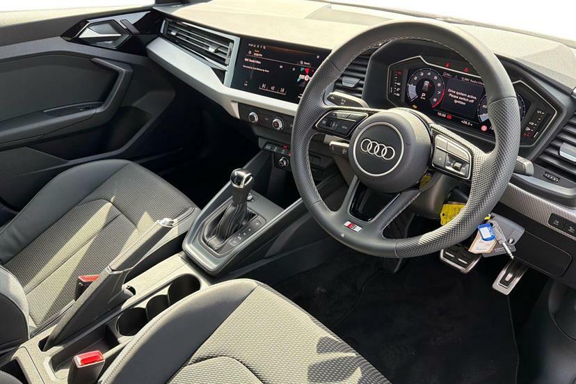 Audi A1 35 Tfsi S Line S Tronic KU75ZVH Blue #6
