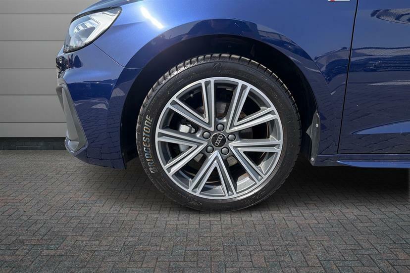 Audi A1 35 Tfsi S Line S Tronic KU75ZVH Blue #5