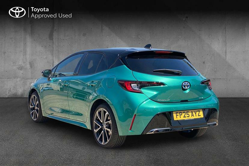 Toyota Corolla 1.8 Hybrid Excel Cvt FP25AYZ Green #4