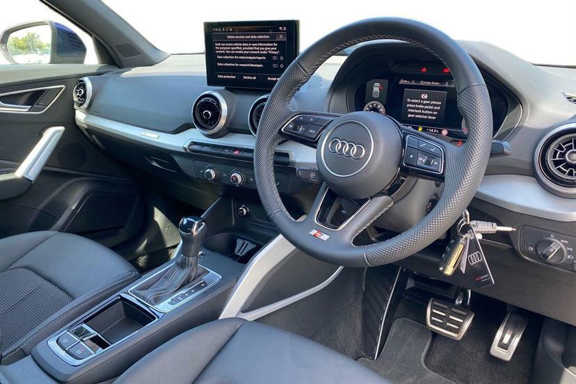 Audi Q2 35 Tfsi S Line S Tronic Cs LN75NWZ Blue #6