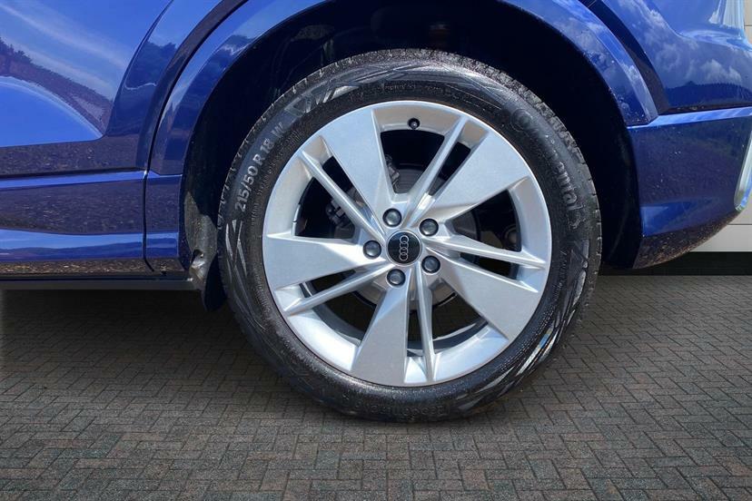 Audi Q2 35 Tfsi S Line S Tronic Cs LN75NWZ Blue #5